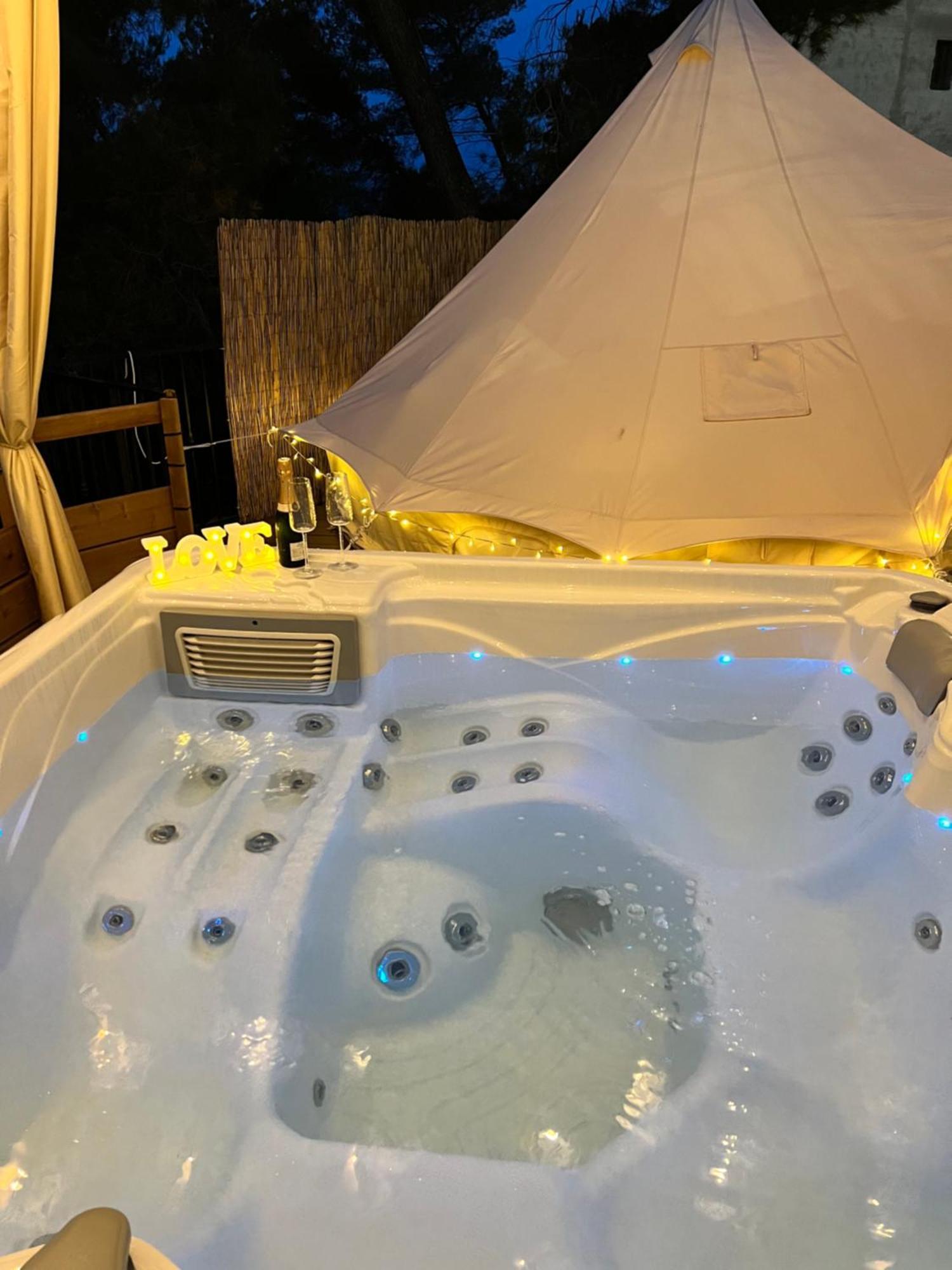 Love Room Tente Lodge Spa Mfg Chez C&C, Exclusivement Reservee Aux Adultes Cantaron 외부 사진