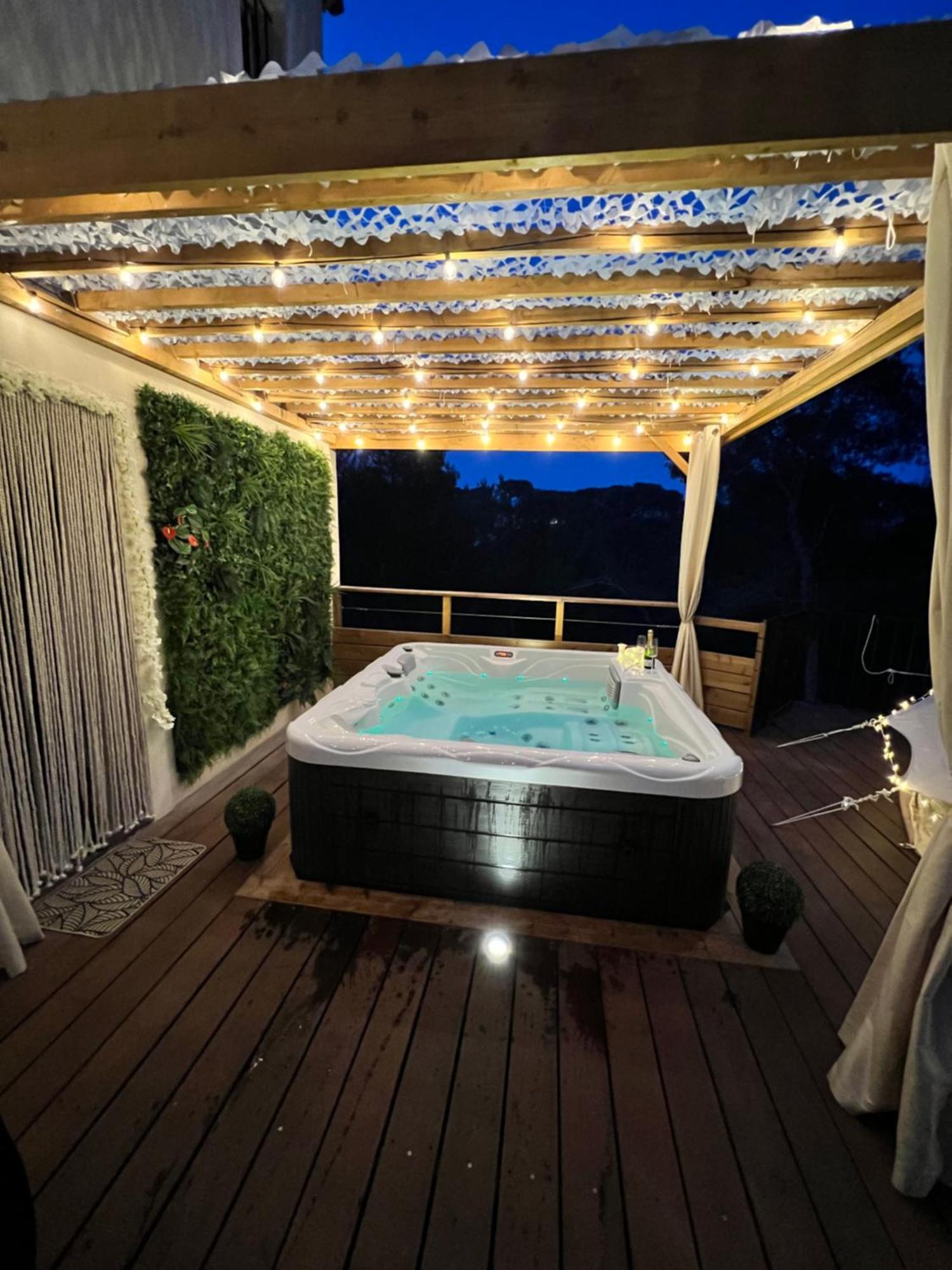 Love Room Tente Lodge Spa Mfg Chez C&C, Exclusivement Reservee Aux Adultes Cantaron 외부 사진