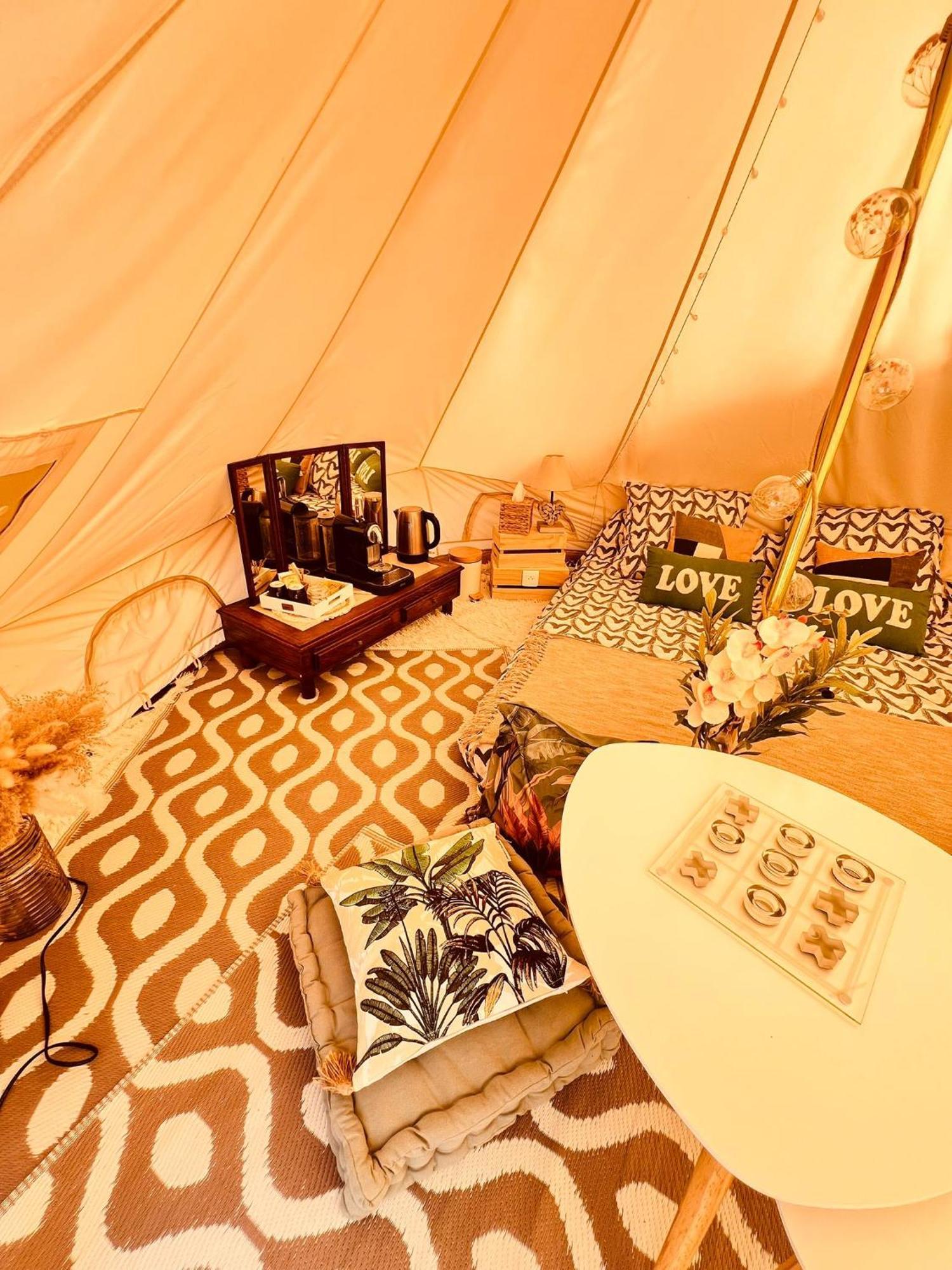 Love Room Tente Lodge Spa Mfg Chez C&C, Exclusivement Reservee Aux Adultes Cantaron 외부 사진