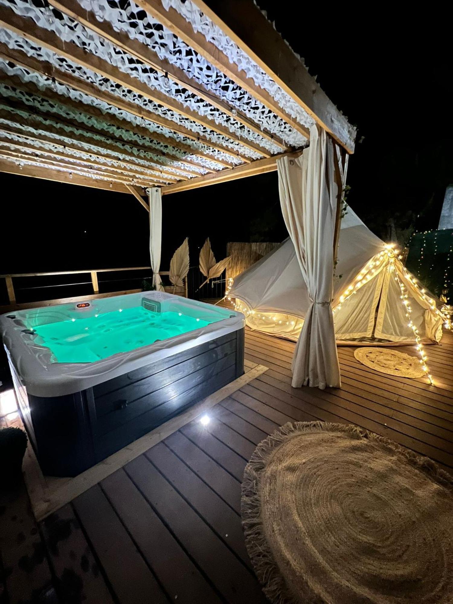 Love Room Tente Lodge Spa Mfg Chez C&C, Exclusivement Reservee Aux Adultes Cantaron 외부 사진